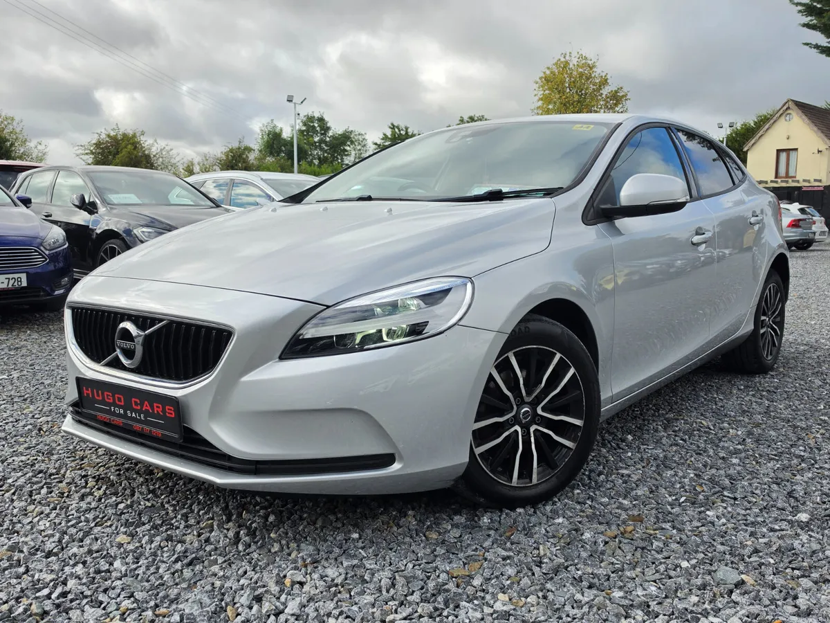 2017 Volvo V40 2.0d/Irish/New NCT/Warranty - Image 3