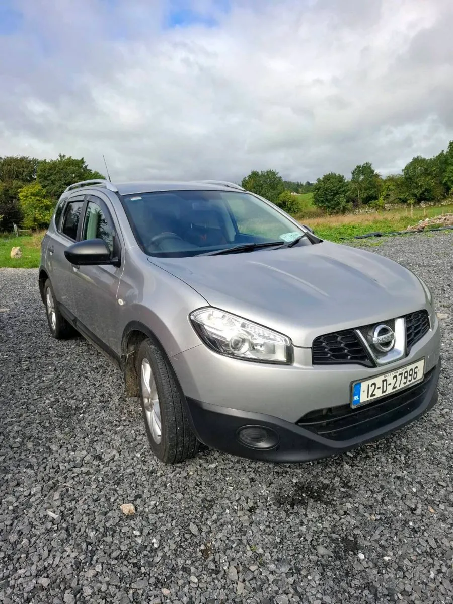 Nissan Qashqai+2 4WD - Image 1