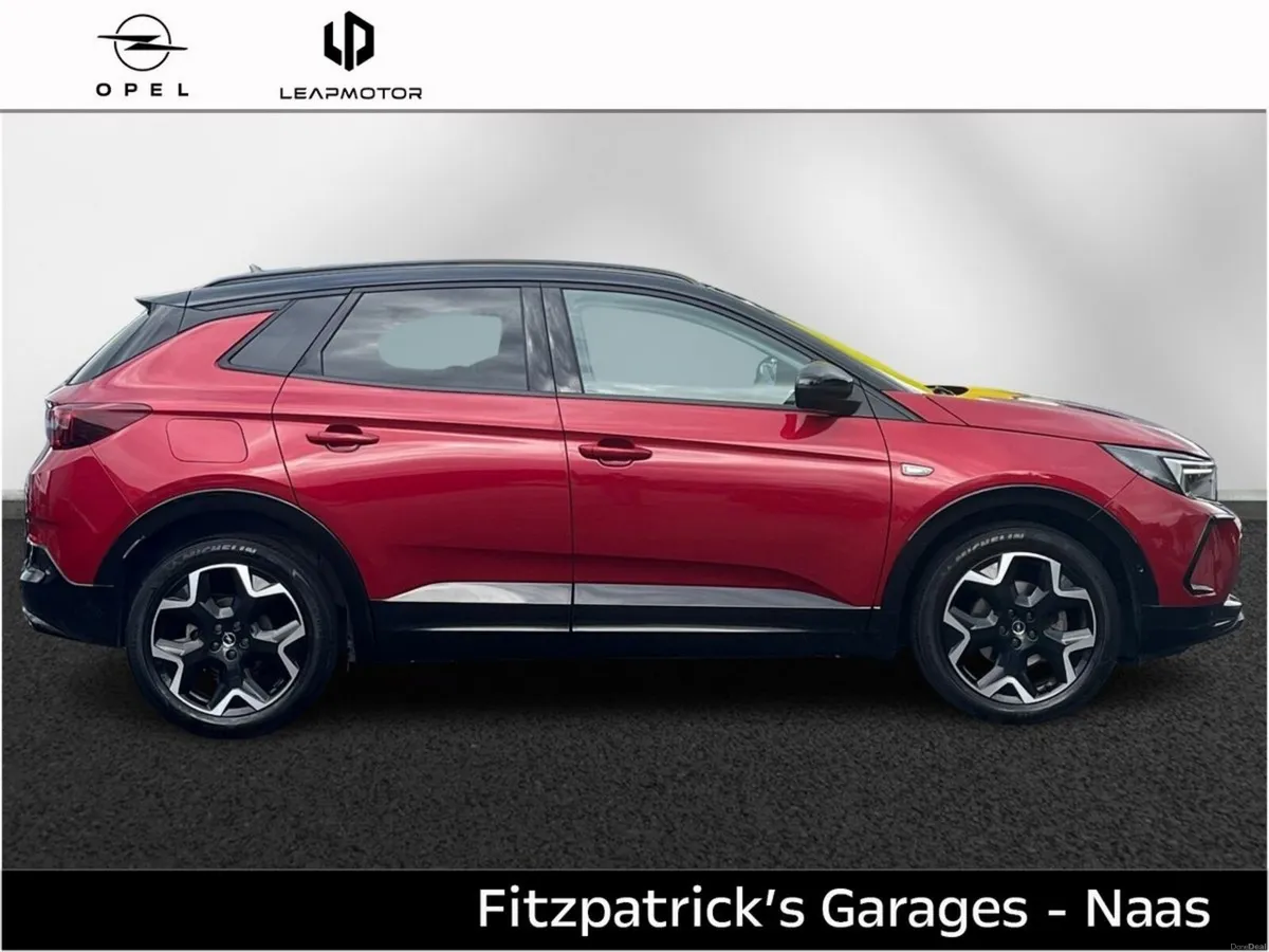 Opel Grandland X GS 1.2i Auto 130BHP (Price Includ - Image 4