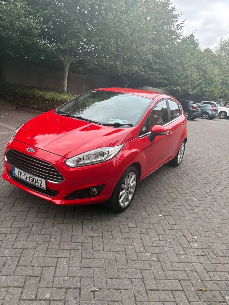 Car - Image 2