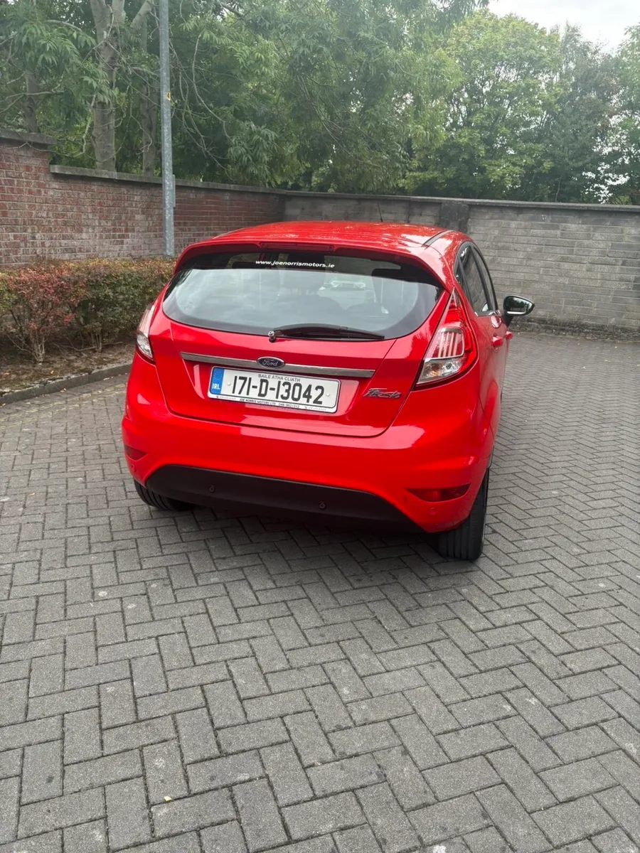 Car - Image 4