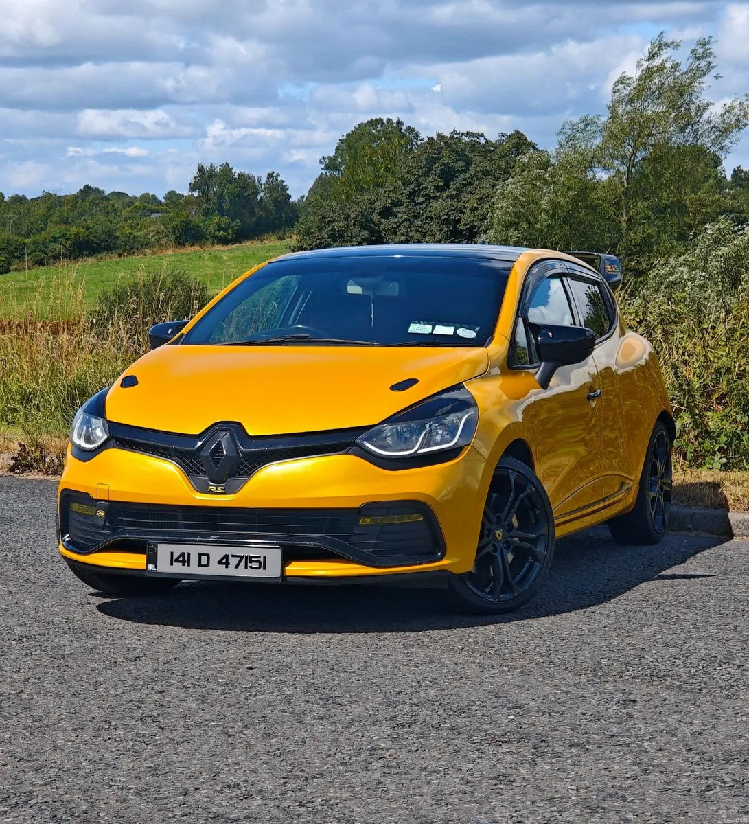 Renault Clio 4RS EDC 200BHP - Image 1