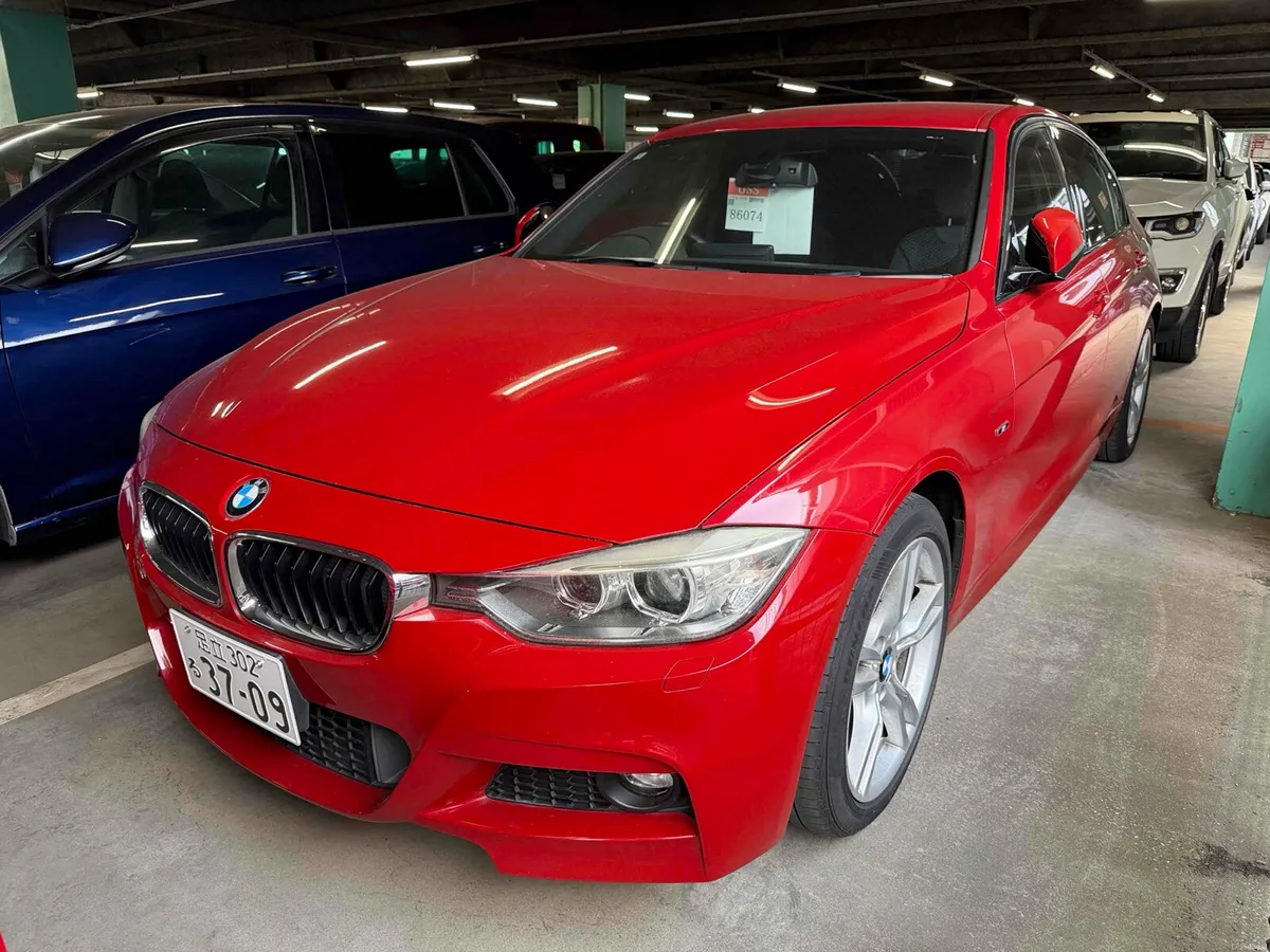 BMW 320i MSPORT AUTO 2013 - Image 4