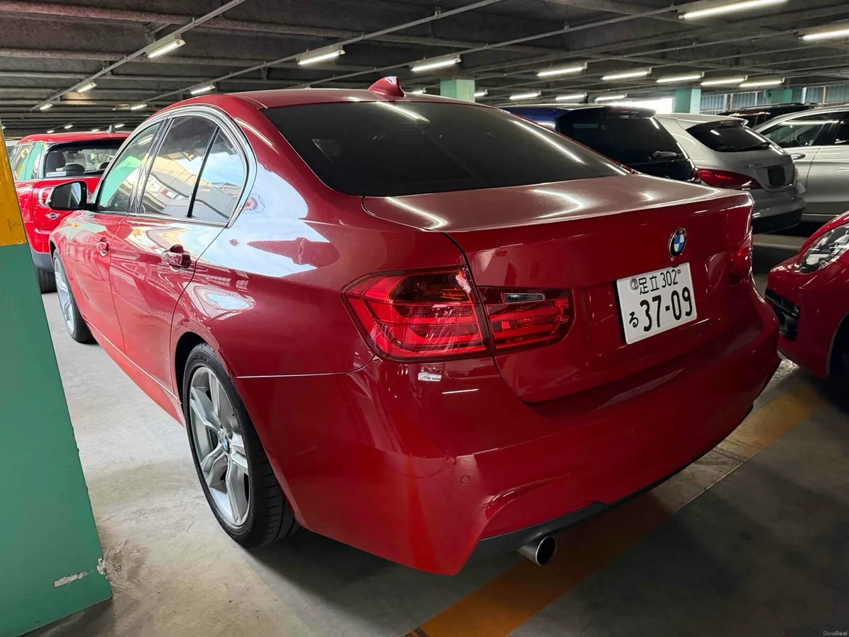 BMW 320i MSPORT AUTO 2013 - Image 2