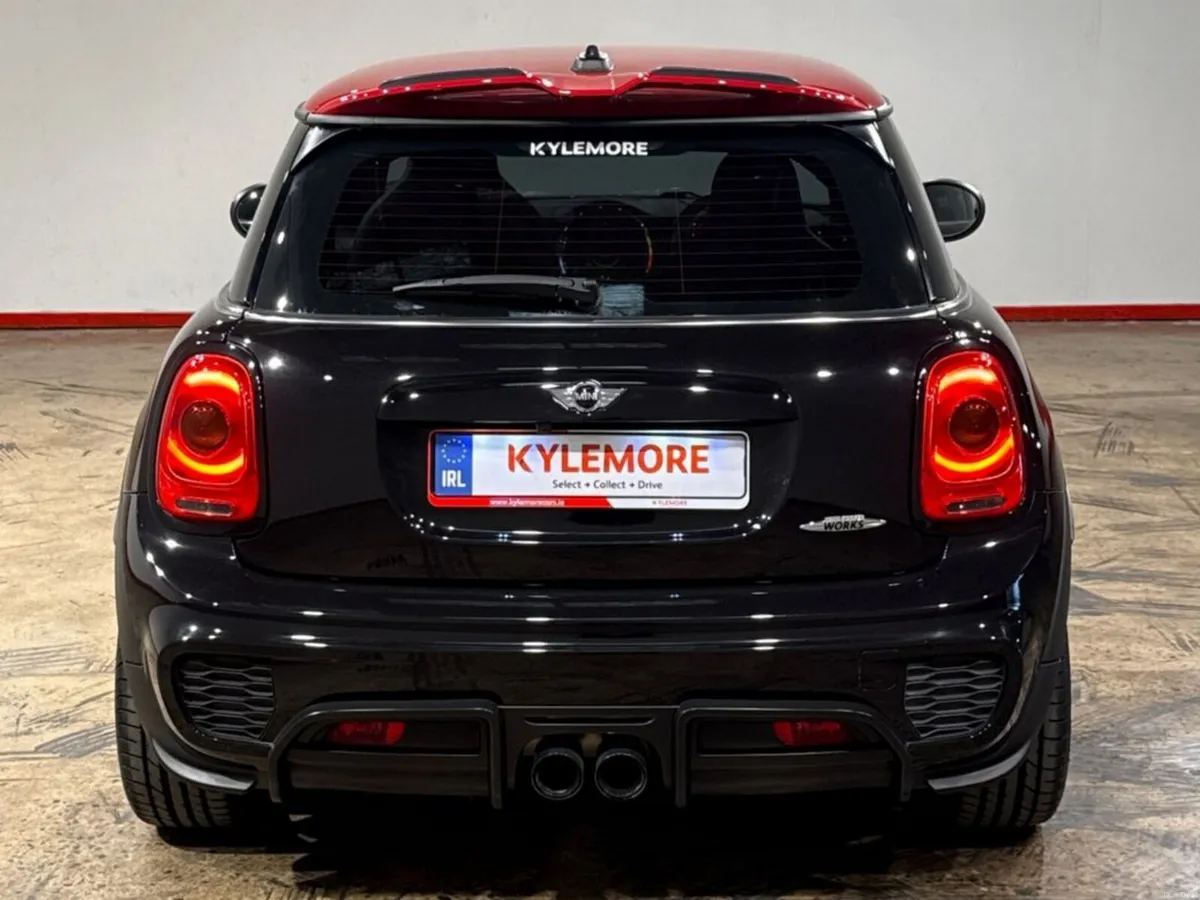 Mini Cooper JOHN COOPER WORKS - 2.0 AUTOMATIC - UP - Image 4