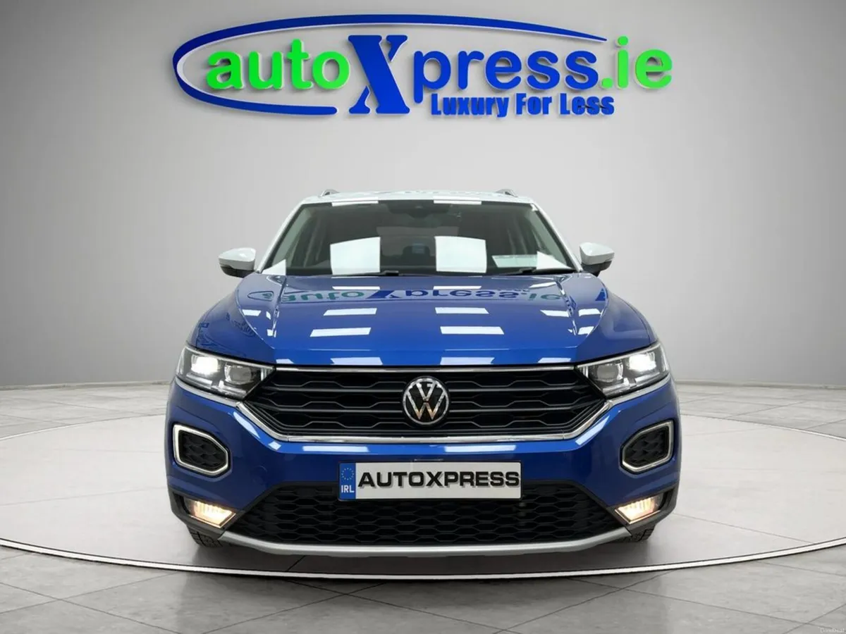 Volkswagen T-Roc 2.0 TDI STYLE DESIGN , Low mileag - Image 3