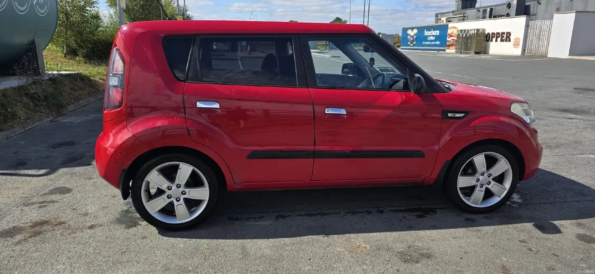 Kia Soul - Clean Car, Drives Great - Bargain Price - Image 1