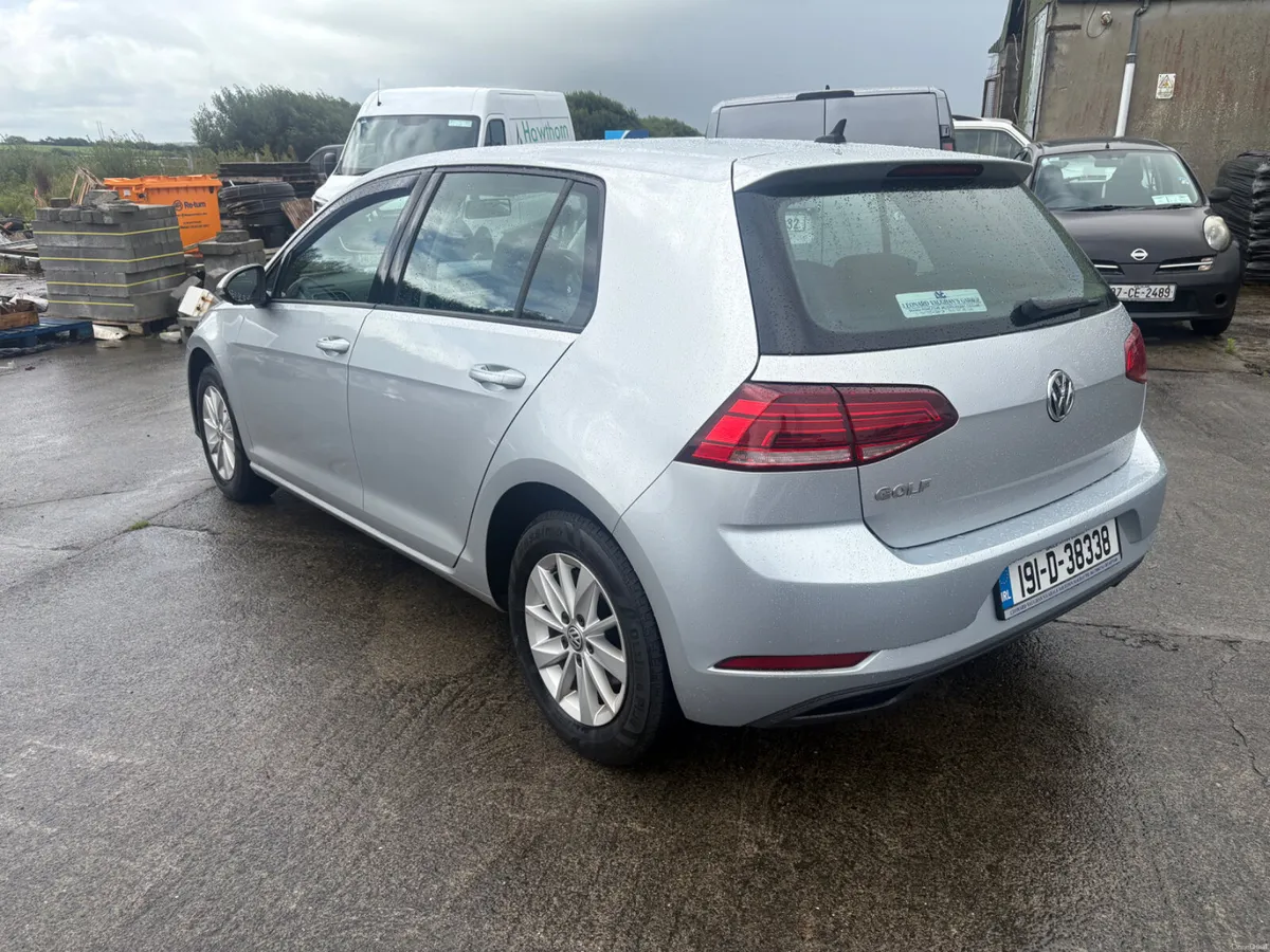 Volkswagen Golf 2019 - Image 2
