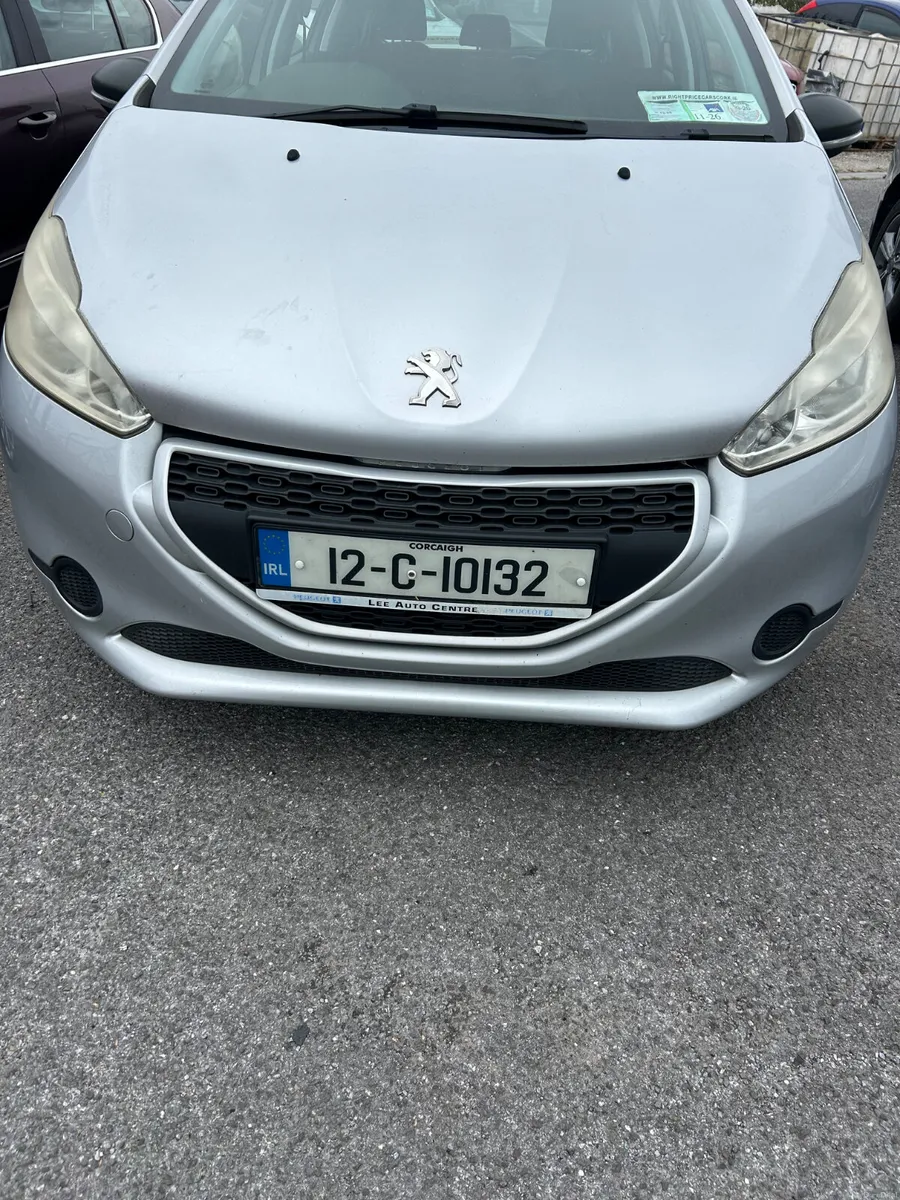 Peugeot 208 2012 - Image 2