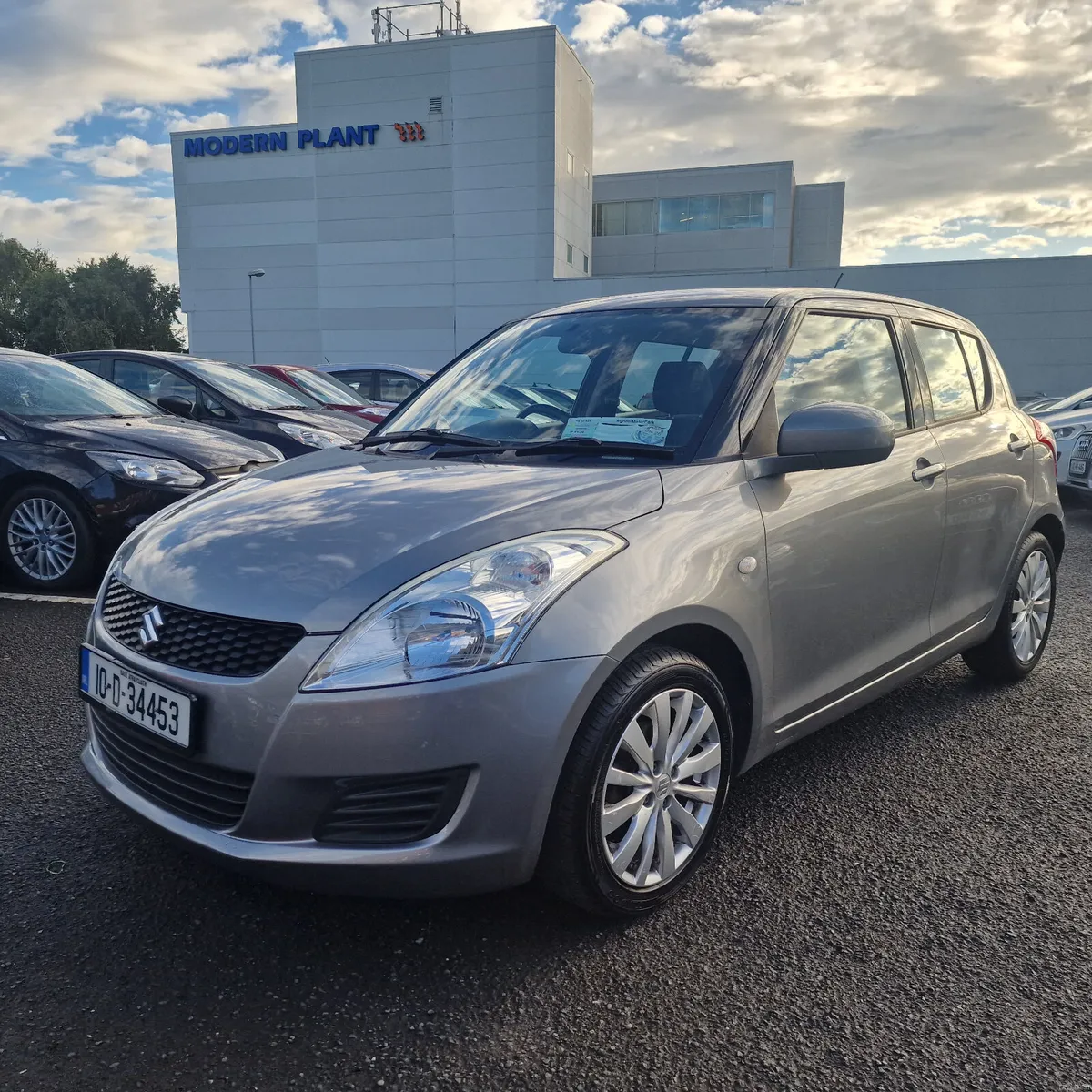 Suzuki Swift 2010  1.2 GLX - Image 1