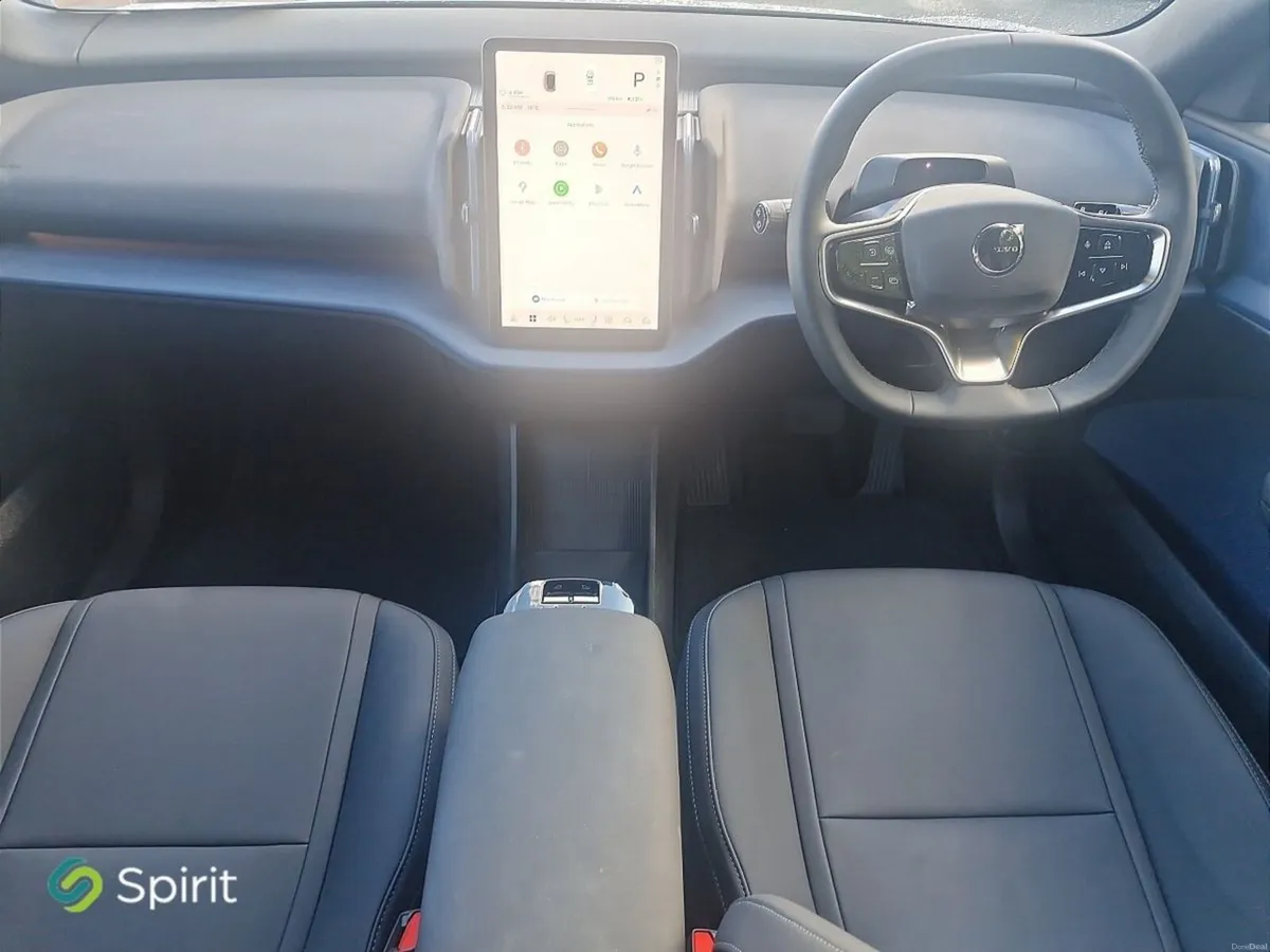 Volvo EX30 Fully Electric Extended Range Plus - Image 4
