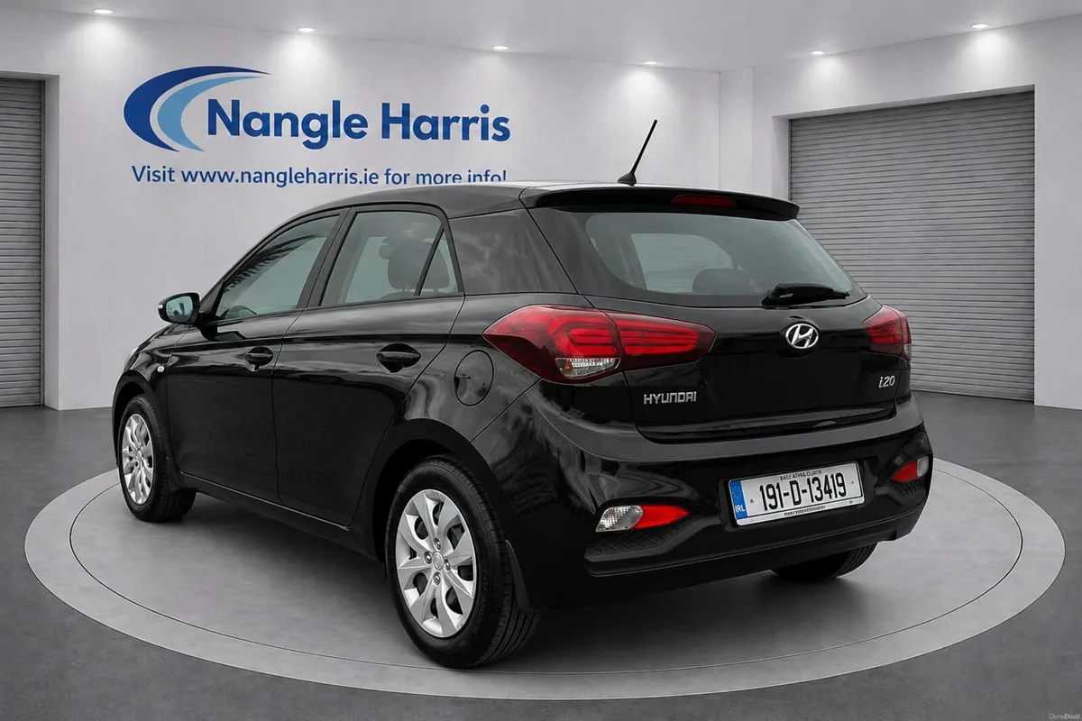 Hyundai i20.. NCT 08/28. - Image 3