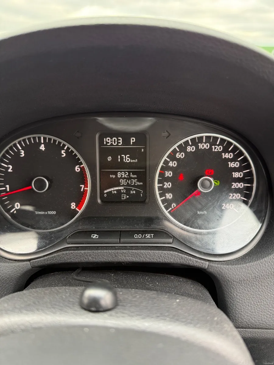 Volkswagen Polo 1.2 TSI - Image 2