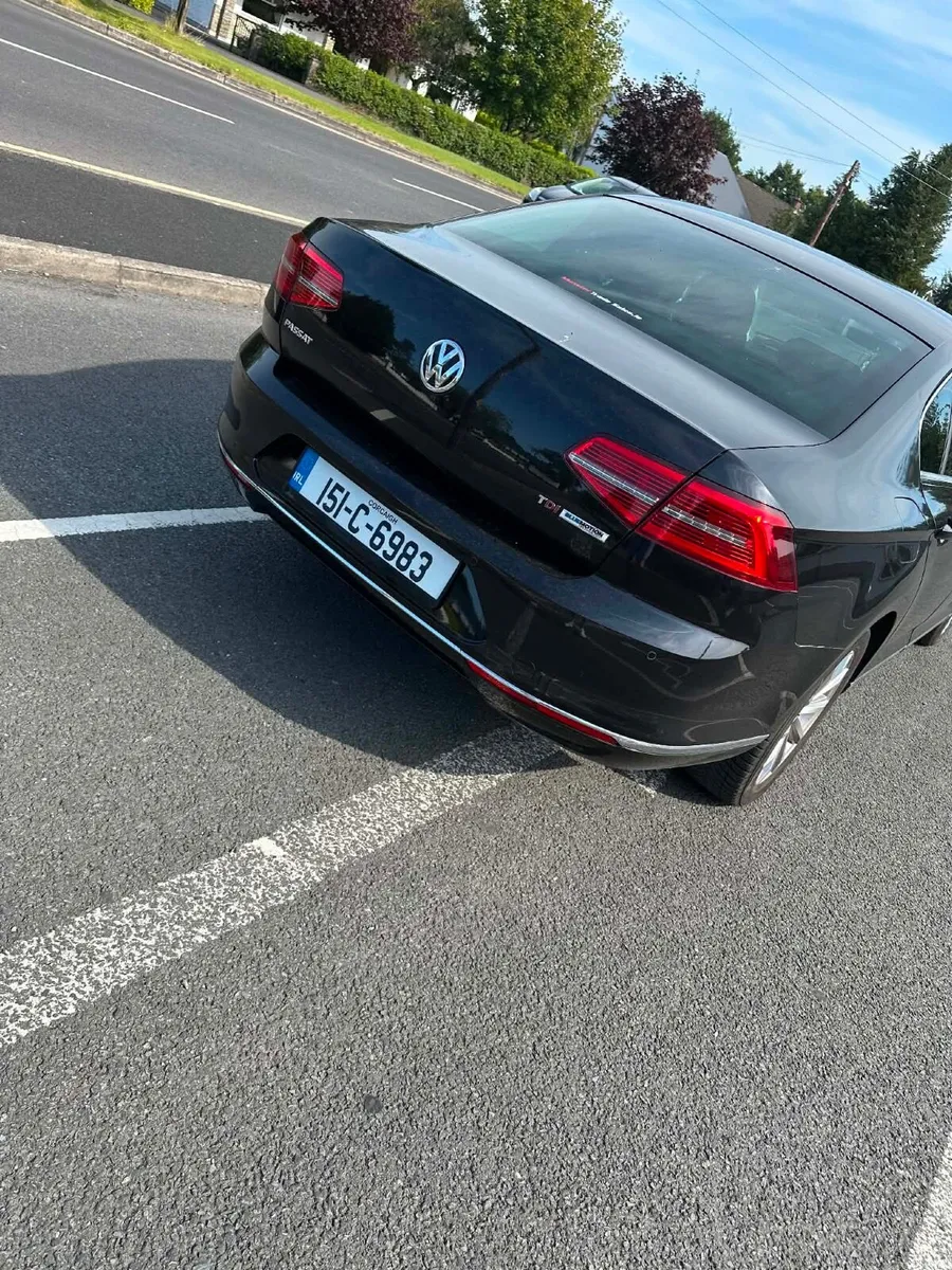 Volkswagen Passat 2015 - Image 3