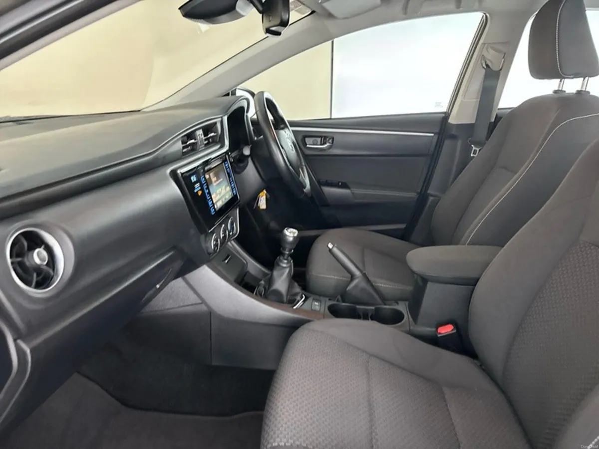 Toyota Corolla 1.4 D4D LUNA - Image 6