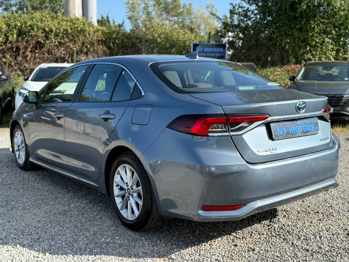 2019 Toyota Corolla 1.8 HYBRID LUNA AUTO - Image 5