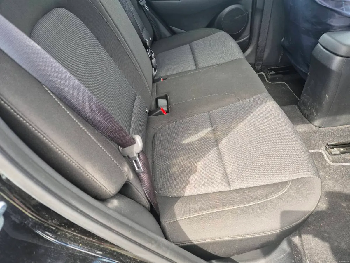 Car - Image 5