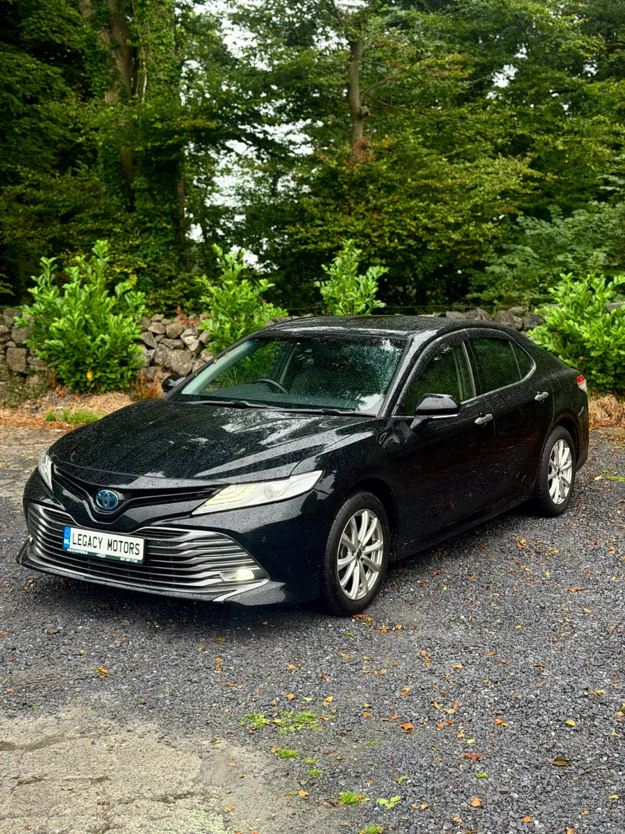 TOYOTA CAMRY 2021 HYBRID E-FOUR AUTO - Image 4