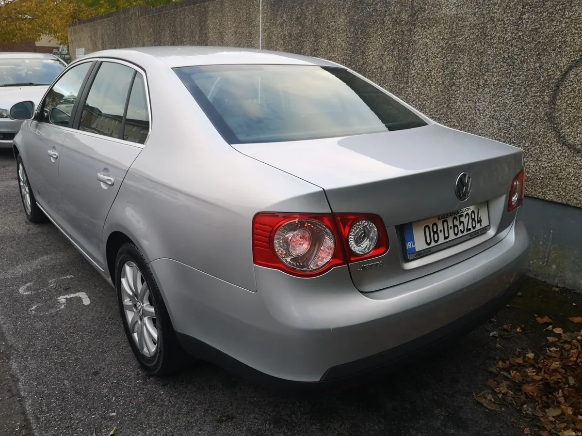 Volkswagen Jetta 2008 - Image 3