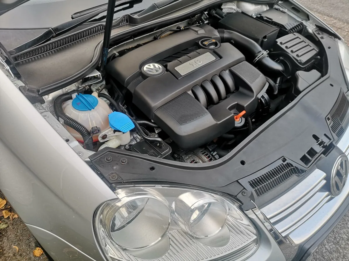 Volkswagen Jetta 2008 - Image 5