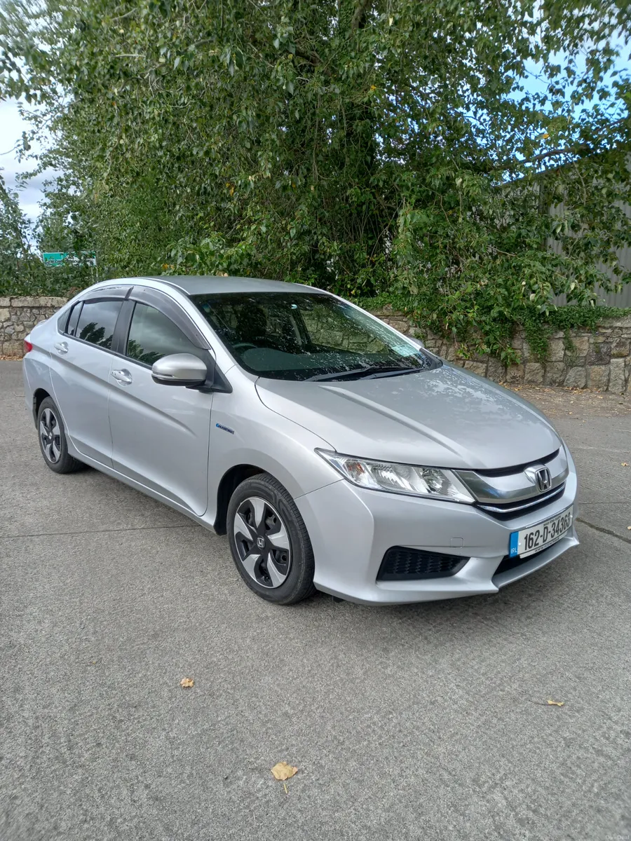2016 Honda Grace 1.5 Petrol Hybrid - Image 1
