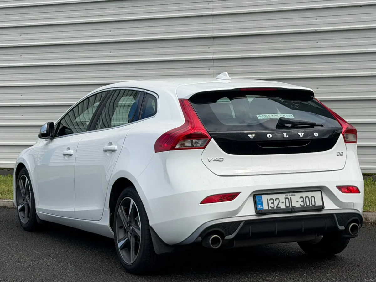 Volvo V40 RDESIGN *LowKMS *NewNCT - Image 4