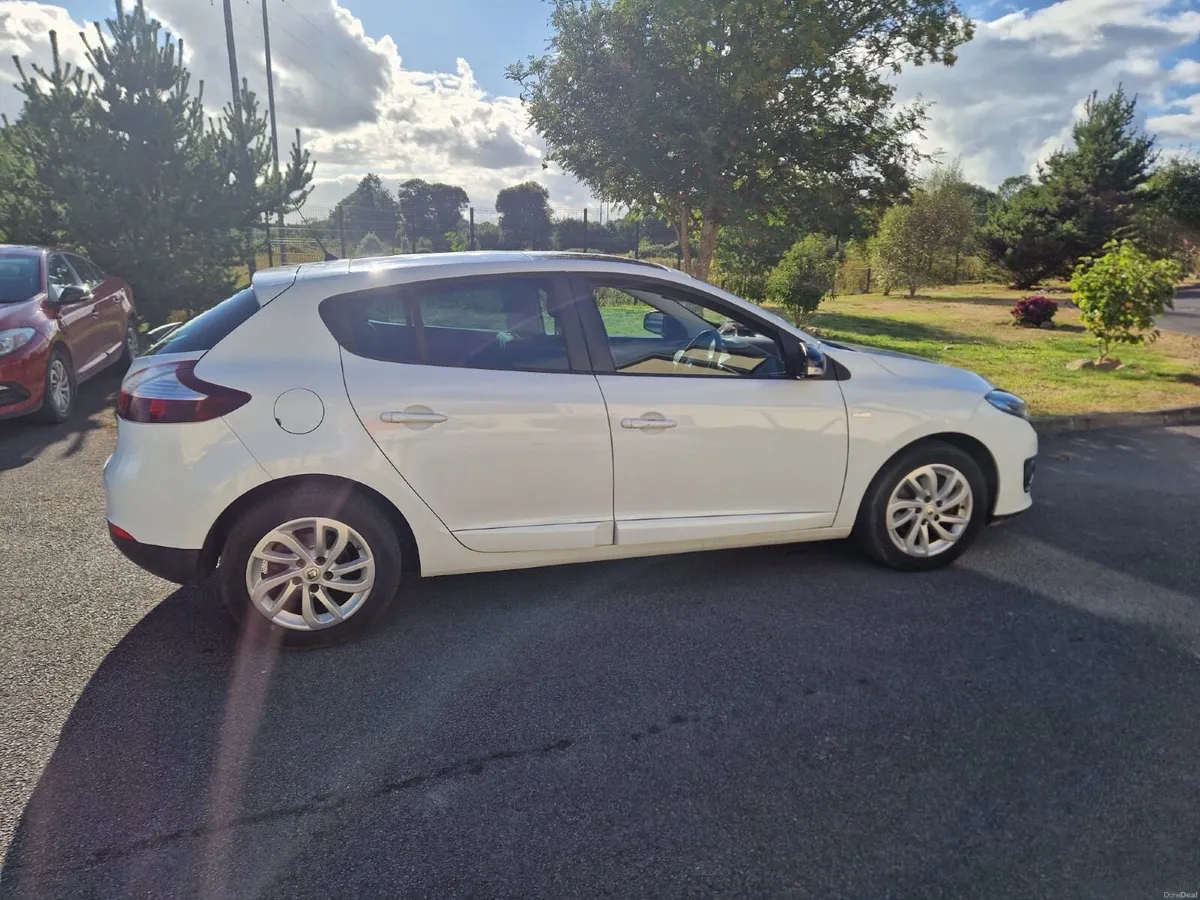Renault Megane 2016 - Image 2