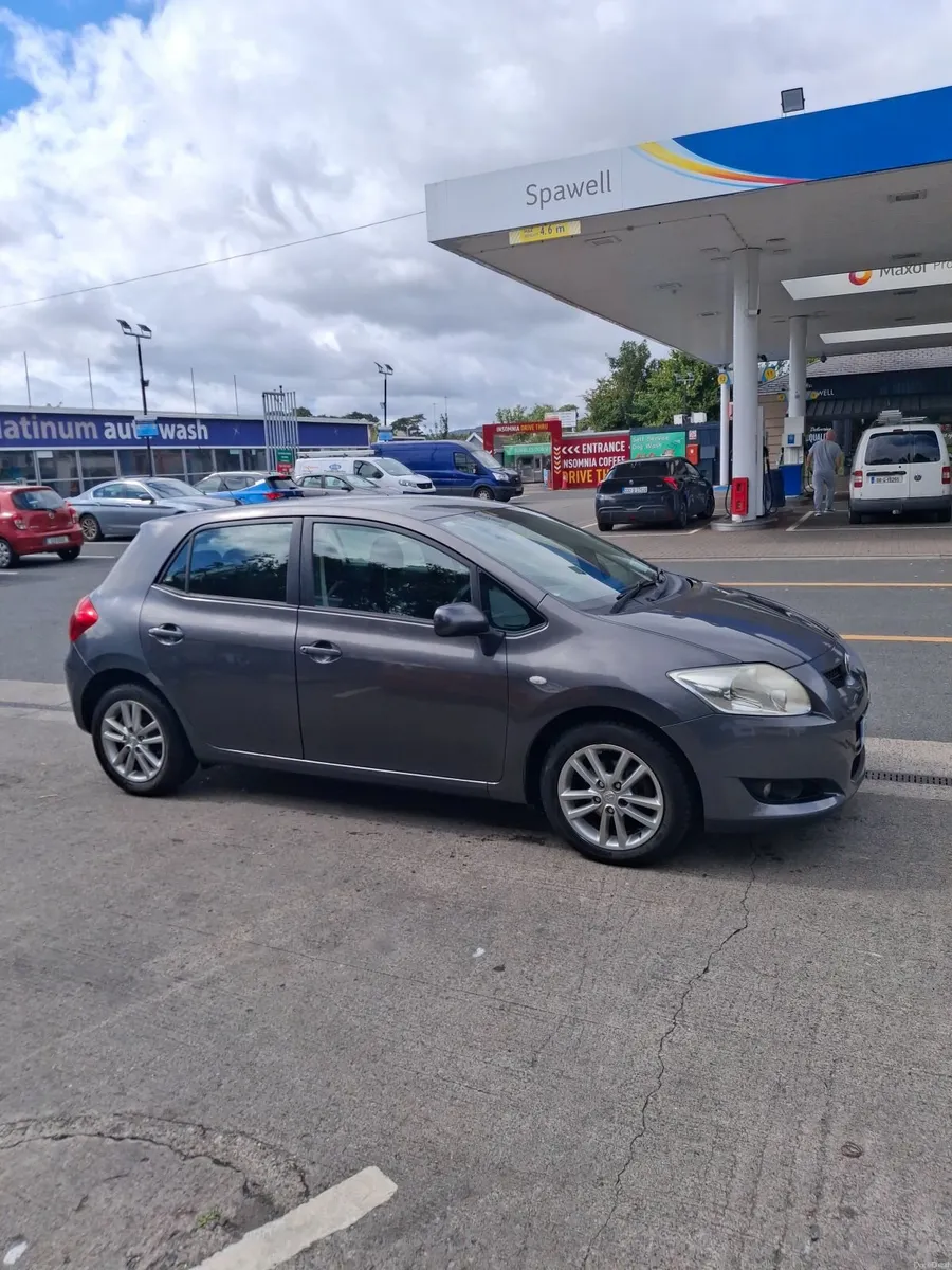 Toyota Auris 2009 - Image 4