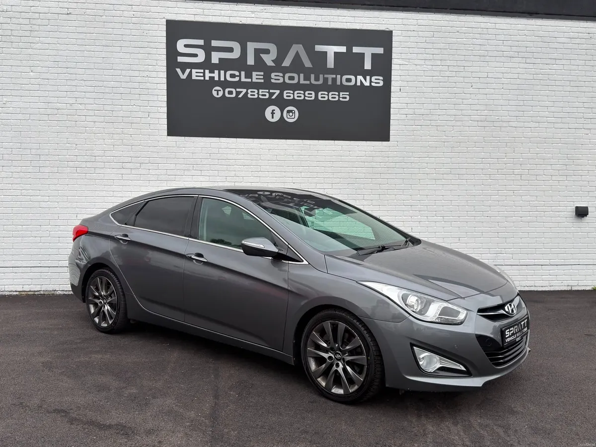 2015 HYUNDAI i40 1.7 CRDI PREMIUM *AUTO**NI CAR* - Image 2