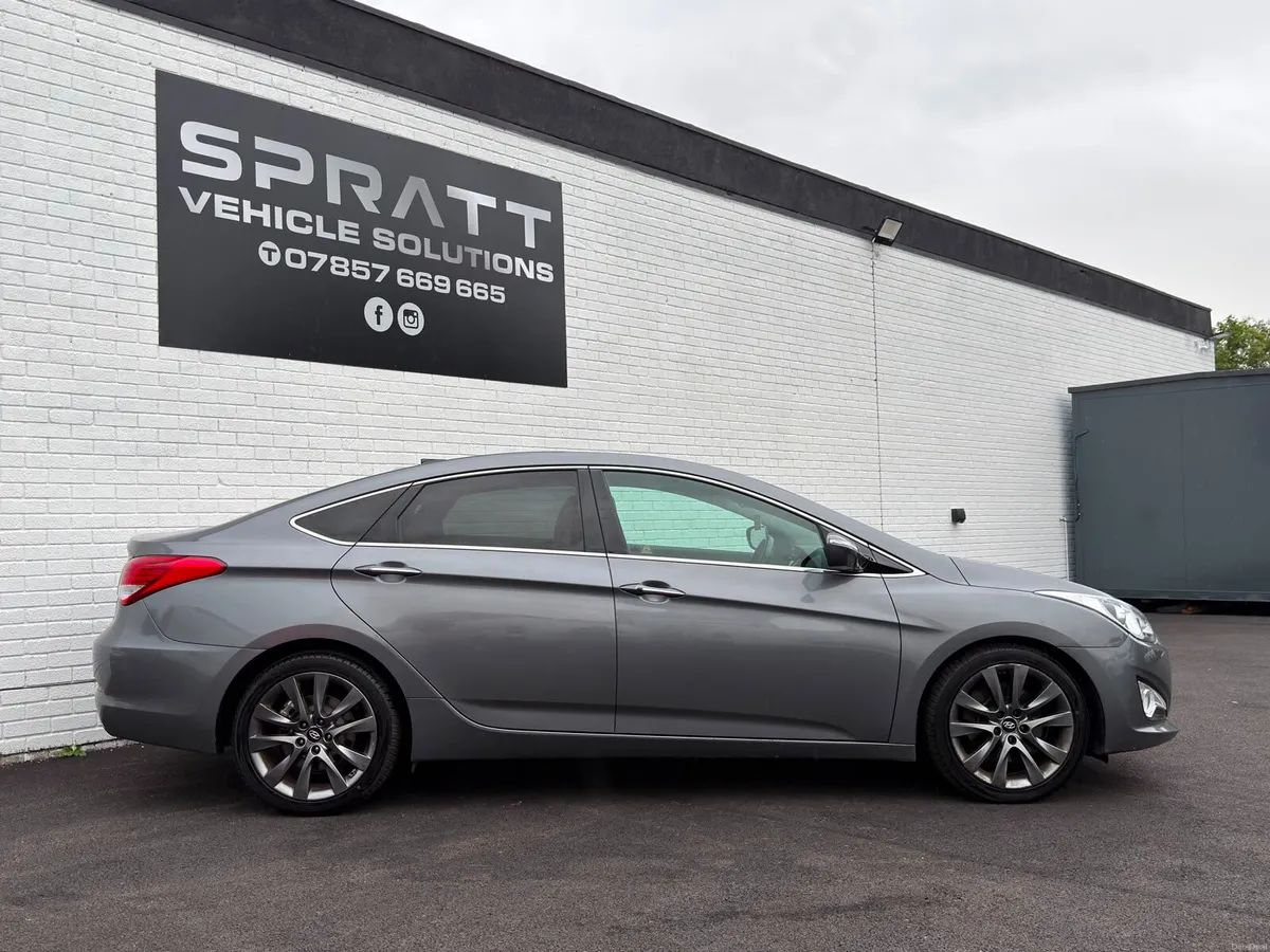2015 HYUNDAI i40 1.7 CRDI PREMIUM *AUTO**NI CAR* - Image 4