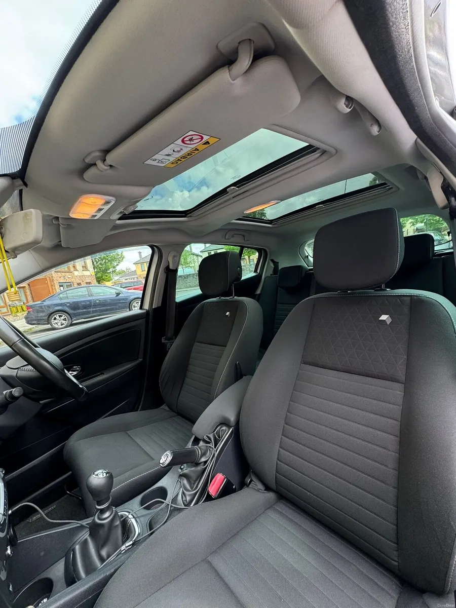 Renault Megane 3 Ltd - Image 3