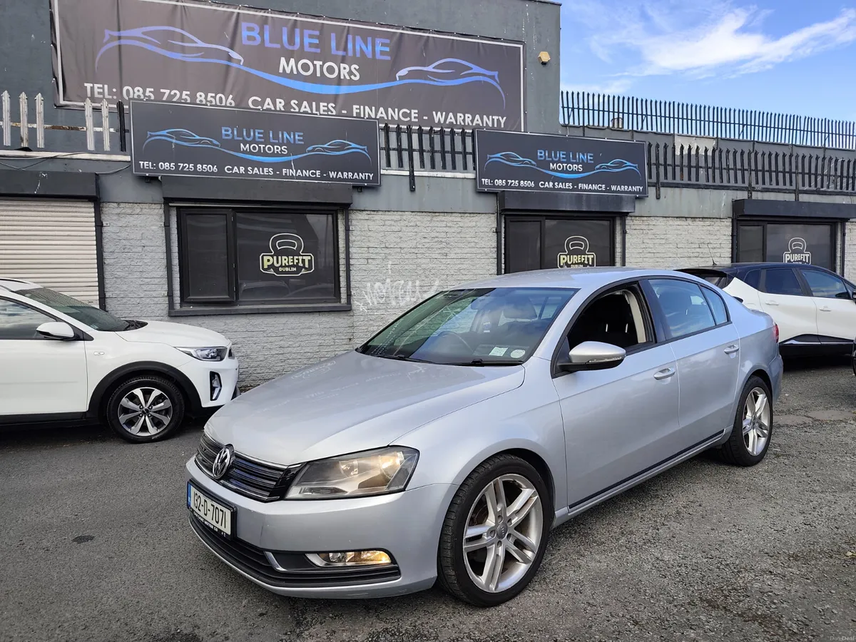 Volkswagen Passat 2013 - Image 1