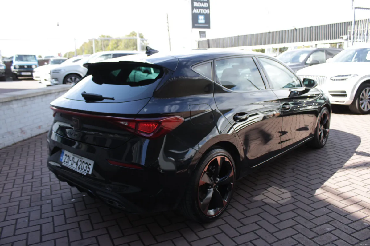 1.5 ETSI 150HP DSG 5DR HATCHBACK // STUNNING CAR / - Image 4