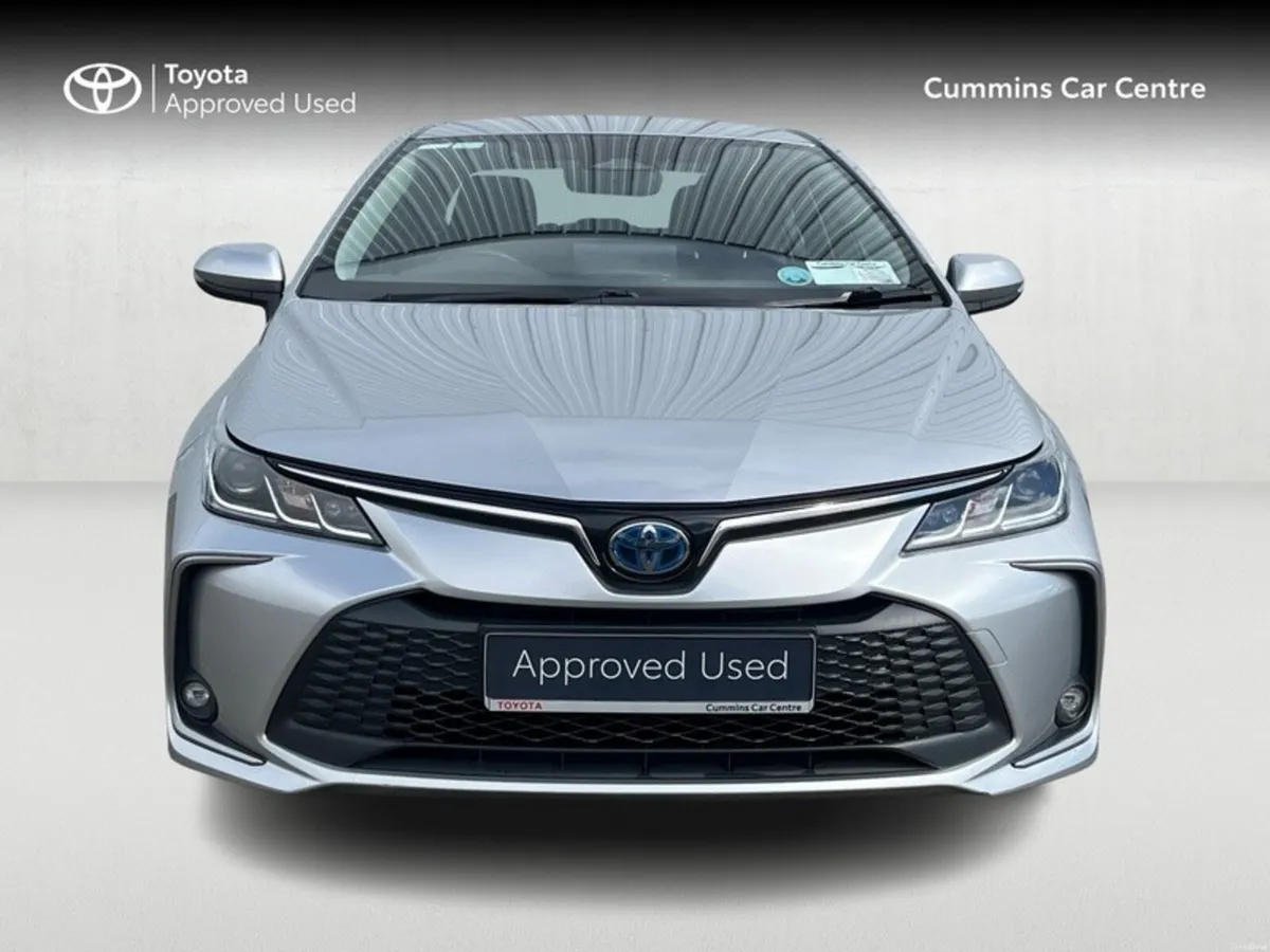 Toyota Corolla SALOON LUNA - Image 5