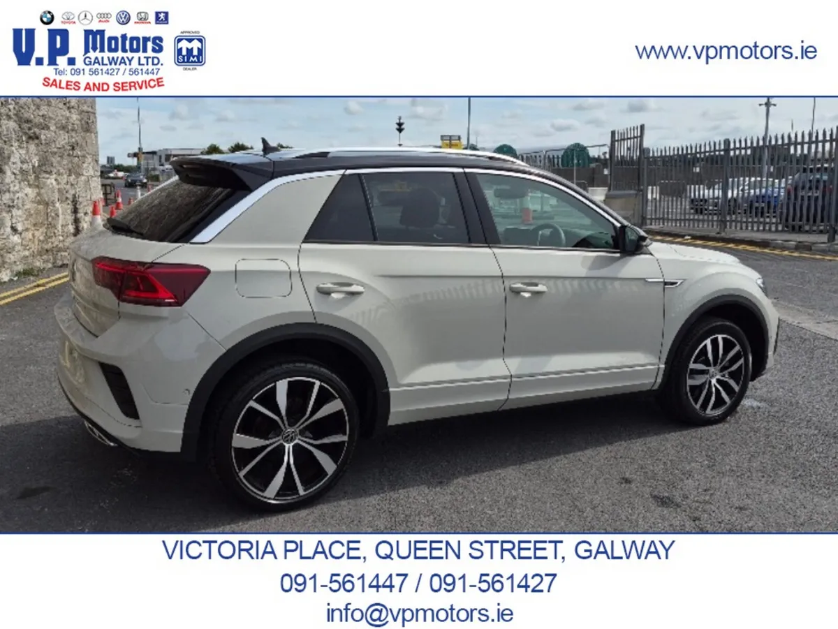 ONLY 6,000km. R-LINE EDITION, IMMACULATE CONDITION - Image 6