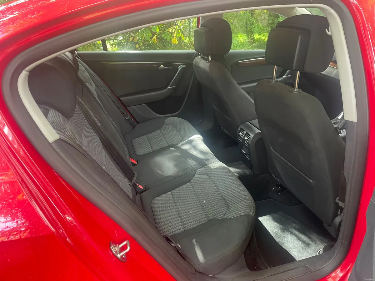 Volkswagen Passat 1.6tdi comfortline 2012 - Image 6