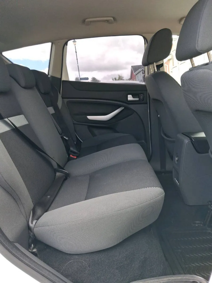 Ford Kuga 2.0 TDi Titanium - Image 5