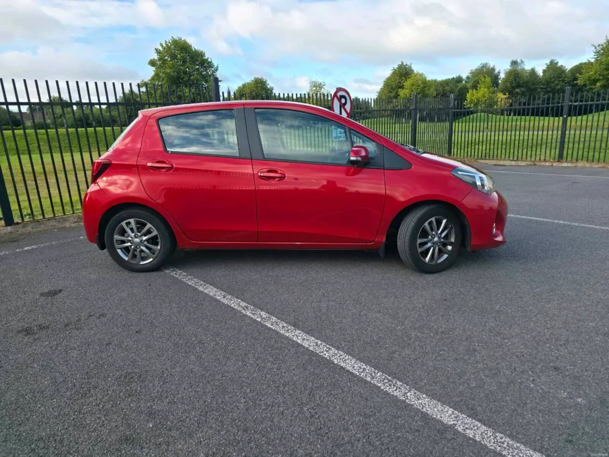 Toyota Yaris 1.4 Diesel - Image 3