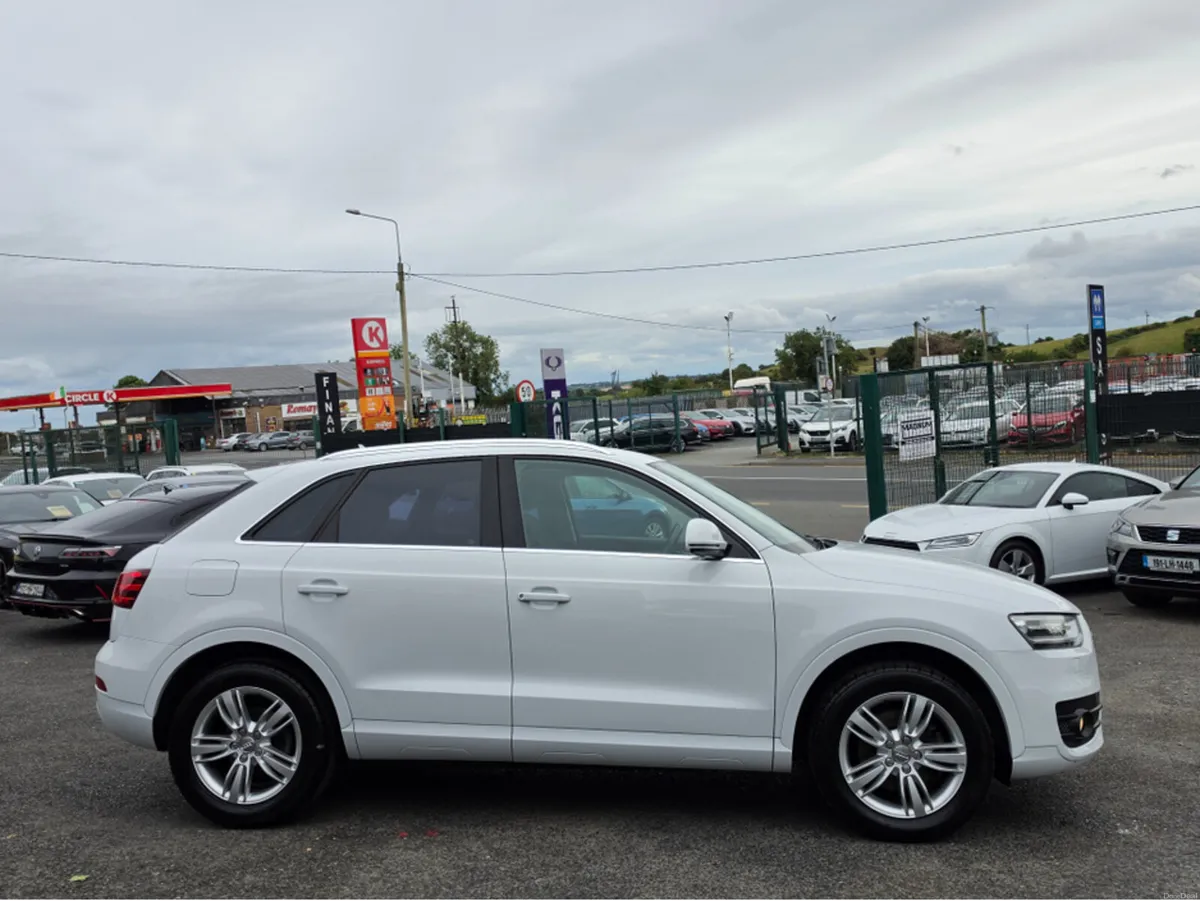 Audi Q3 1.4 TFSI -  ALLOYS - REV CAMERA - PARKING - Image 5