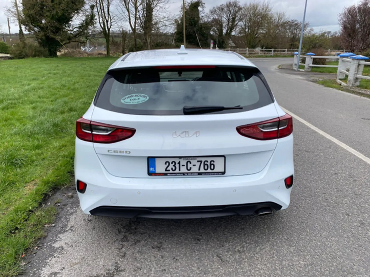 Kia Ceed 1.6 D MHEV K2 MY23 5DR - Image 6