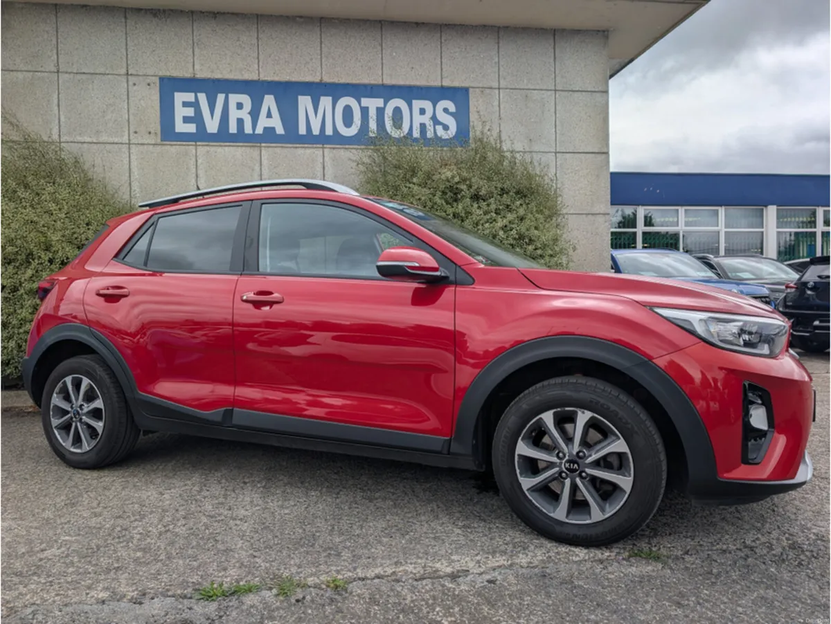 Kia Stonic K1 MANUAL 1.2 PETROL //LOW MILES//REVER - Image 3