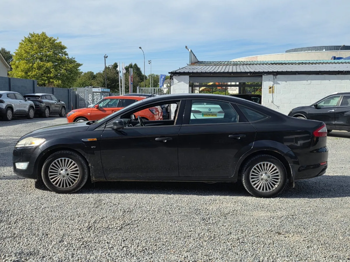 Ford Mondeo 2.0 D 140PS ZETEC A TDCI - Image 4