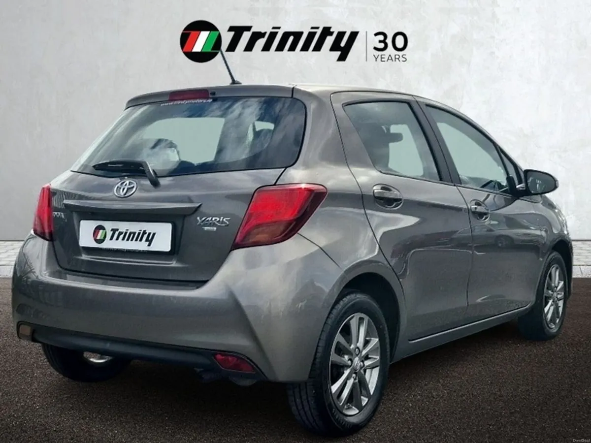 Toyota Yaris ** LUNA ** MANUAL ** TRINITY MOTORS * - Image 3