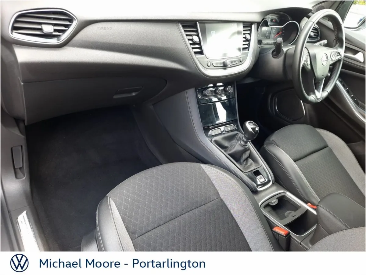 Opel Grandland X 1.2i 130PS 6 Speed SRI - Image 4