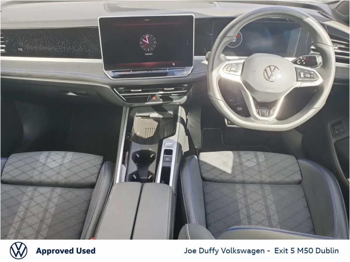 Volkswagen Passat  R-LINE PHEV S-A DSG AUTO - Image 2