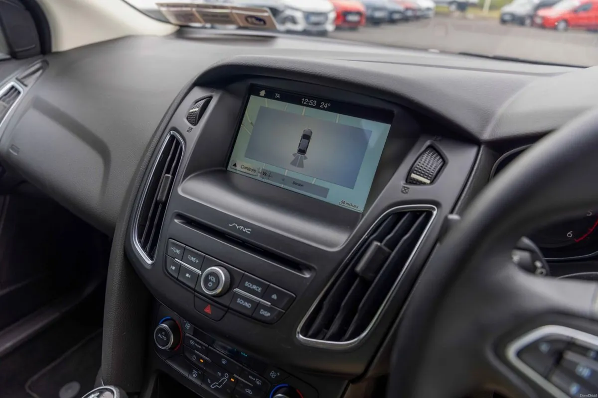 Ford Focus 2018 Ford Focus 1.5 TDCi 95PS Titanium - Image 6