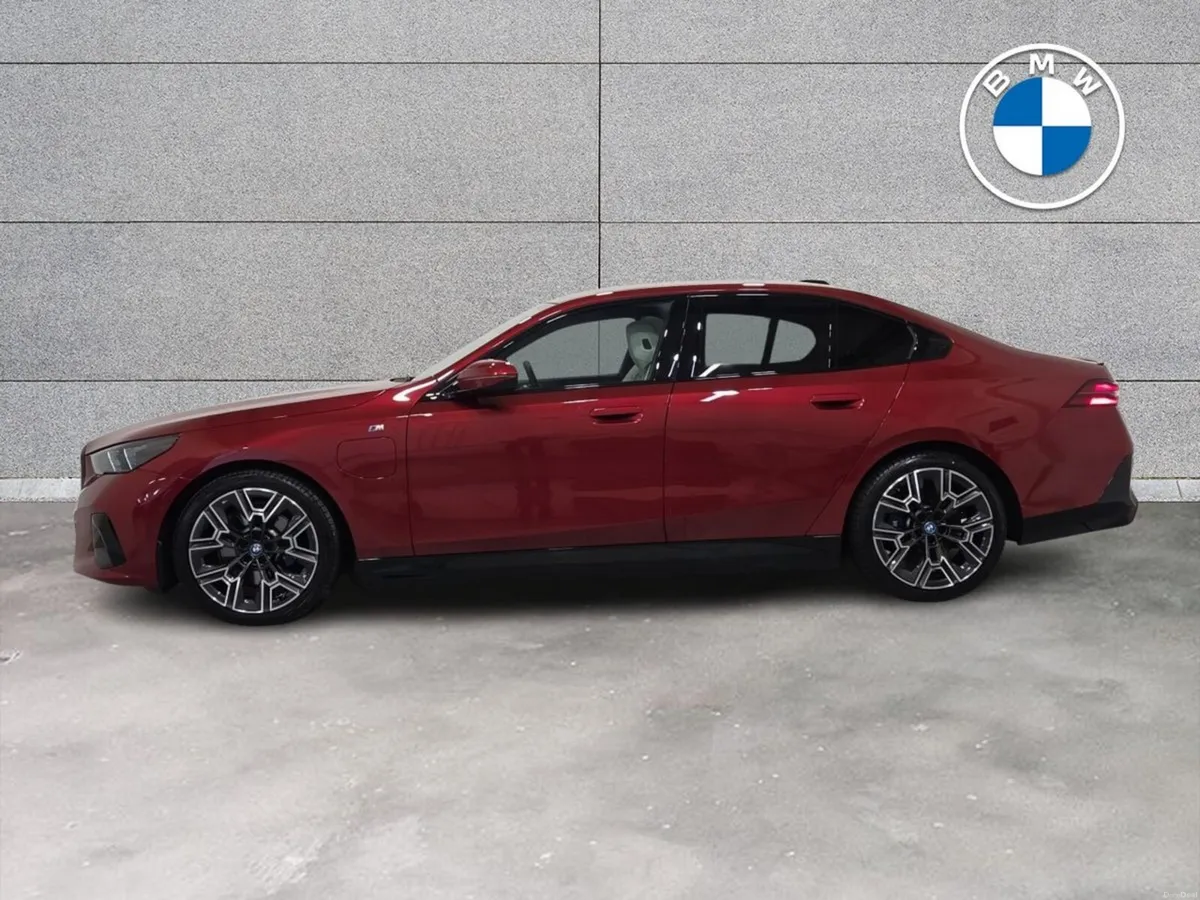 BMW 5-Series 530e M Sport Pro Saloon - Image 3