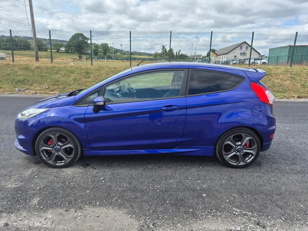 Ford Fiesta 1.6 ST3 Turbo - Image 6