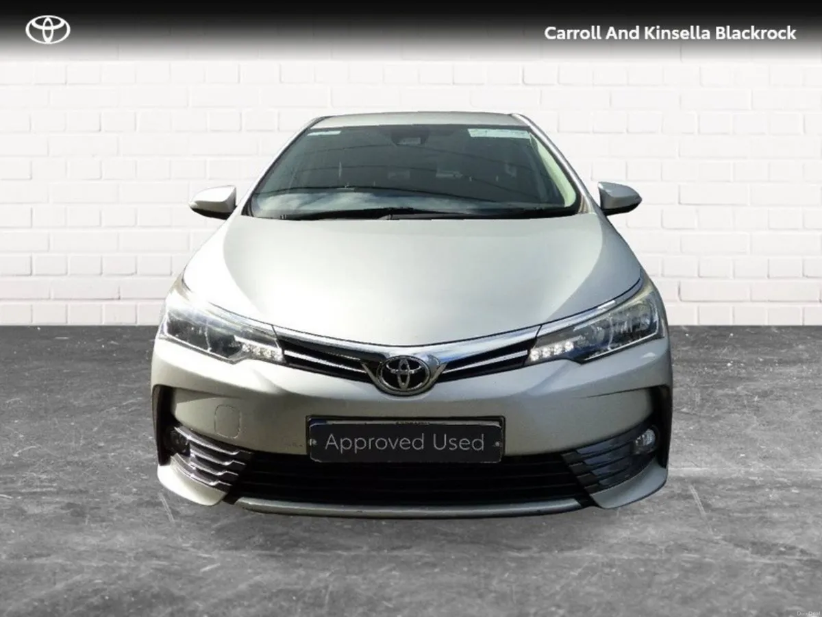 Toyota Corolla Luna Sport Saloon Manual - Image 5