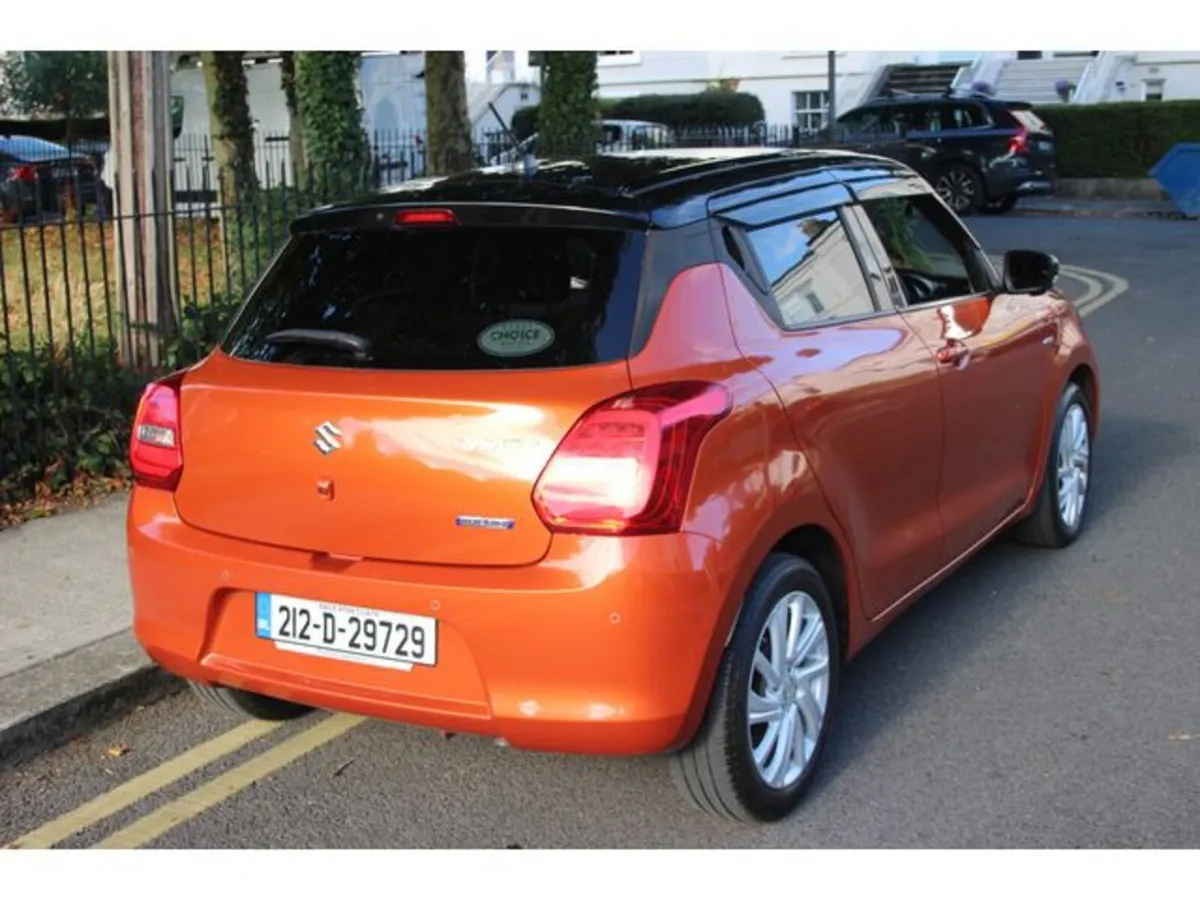 Suzuki Swift 1.2 HYBRID Two Tone Ltd edition - Par - Image 4